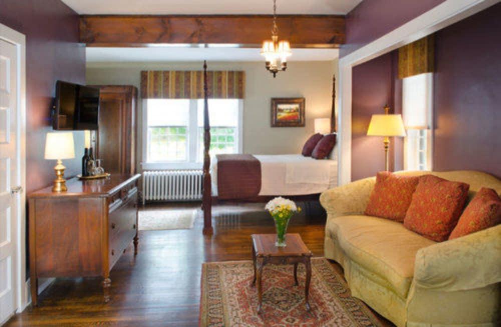 Hillbrook Inn & Spa Charles Town Exterior foto